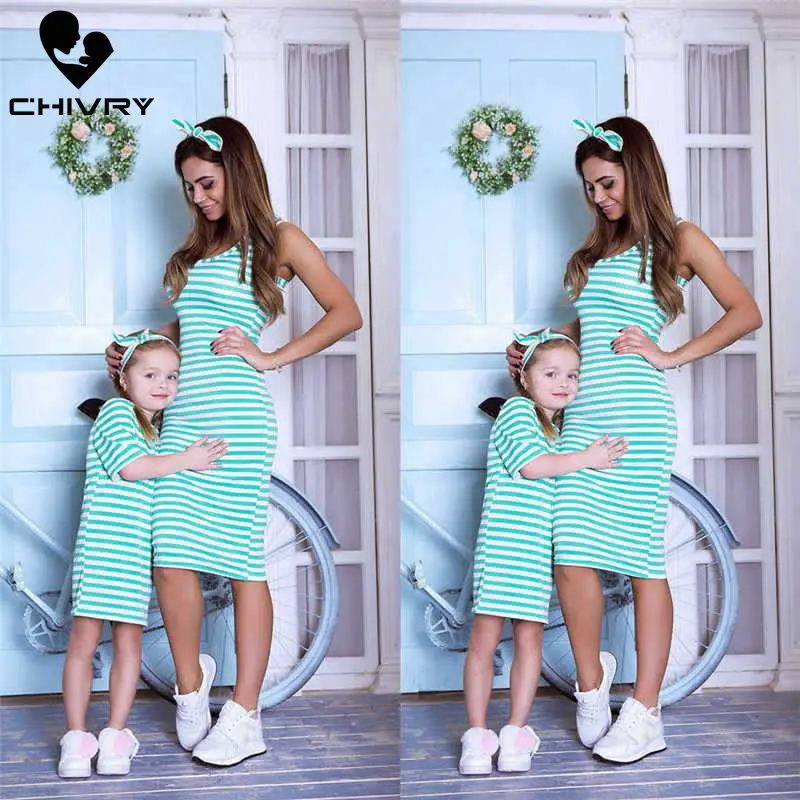 Новинка 2019 летние платья для мамы и дочки платье в полоску без рукавов миди