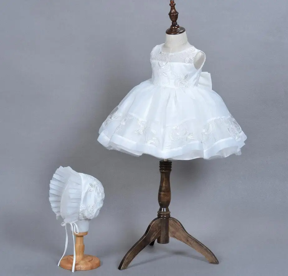 Винтажное платье на крестины с белыми бантиками для маленьких девочек платья