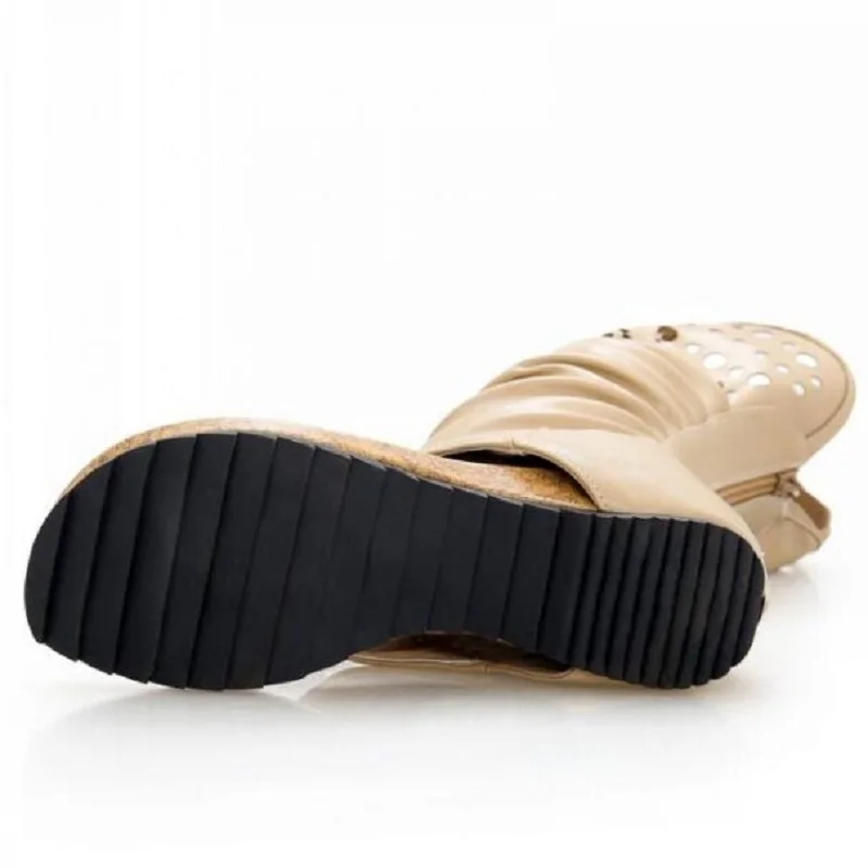 Женские римские сандалии-гладиаторы на плоской подошве с Т-образным ремешком