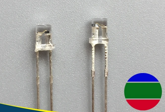 

200pc 3mm Water Clear flat Top RGB LEDs Slow Color Change