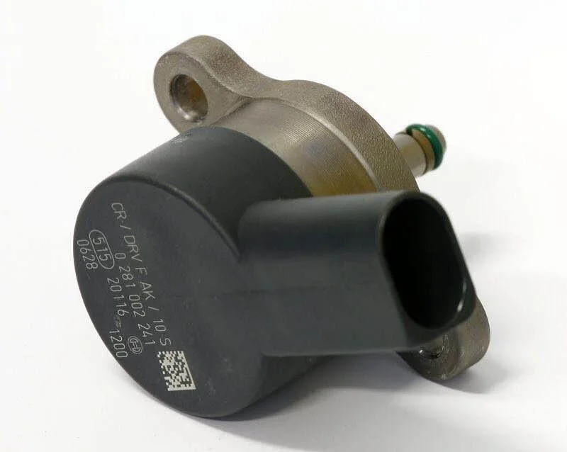 Регулятор давления топлива для BOSCH 0281002241 A6110780149 Mercedes CDI W168 W163 W414 W203 C200|Клапаны и