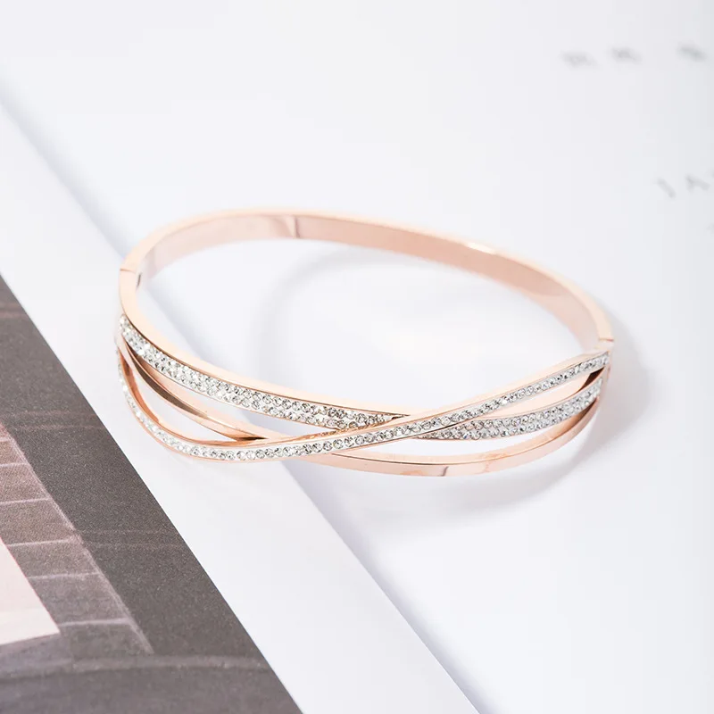 Meicialandat 2019 new Stainless steel rose gold twist arm zircon opening woman bracelet Simple fashion retro Jewelry | Украшения и