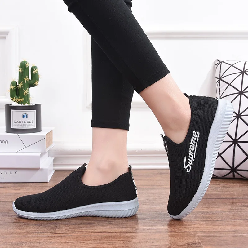 Женские сетчатые туфли Dwayne Повседневные Легкие дышащие без шнуровки на плоской