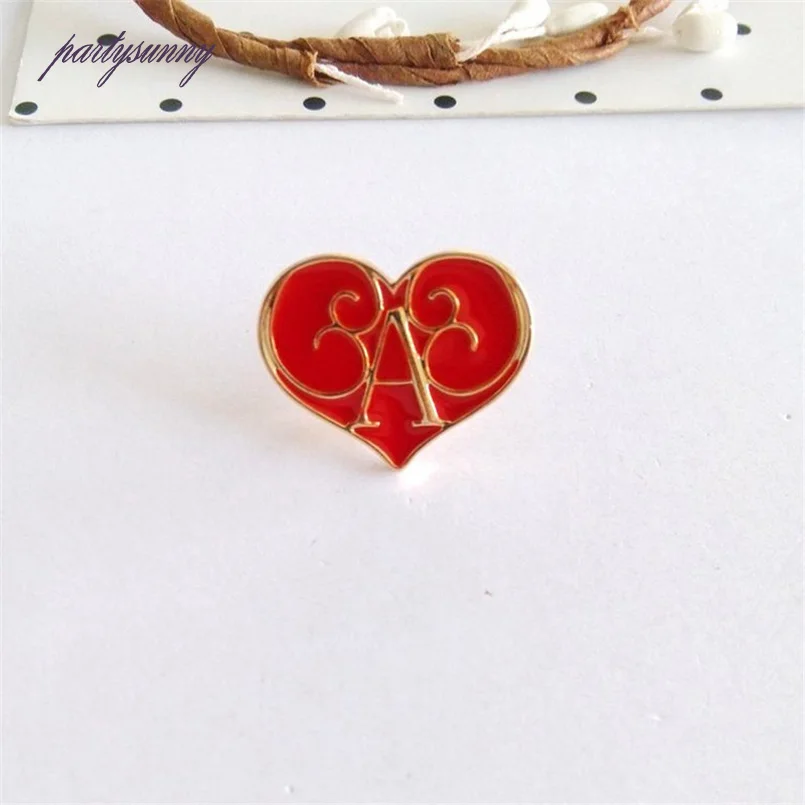 PY Алиса в стране чудес эмаль Булавки брошь замок кошки корона принцессы сердце