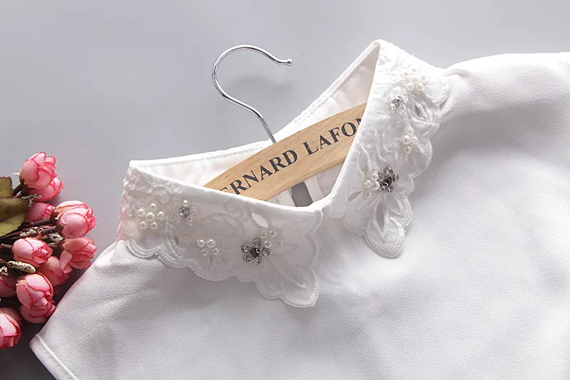 Осенне-зимняя рубашка в Корейском стиле голубая белая с вышитым фарфором круглым