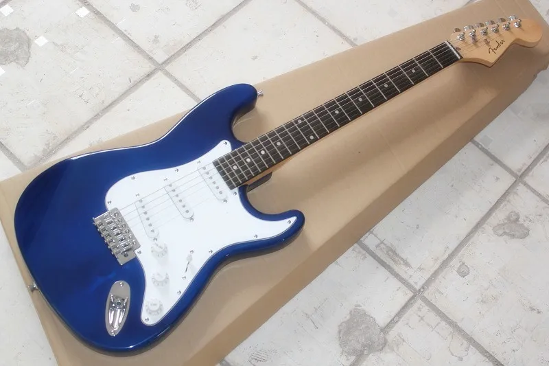 ST special electric guitar day black and blue color optional. | Спорт и развлечения