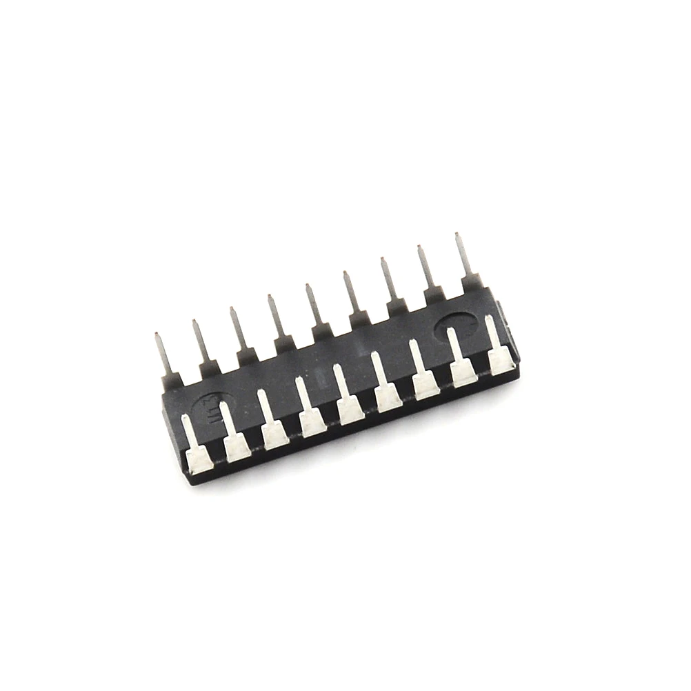 Низковольтный микроконтроллер IC Chip DIP-18 PIC16F628A процессор тактовая модель 1 шт. |