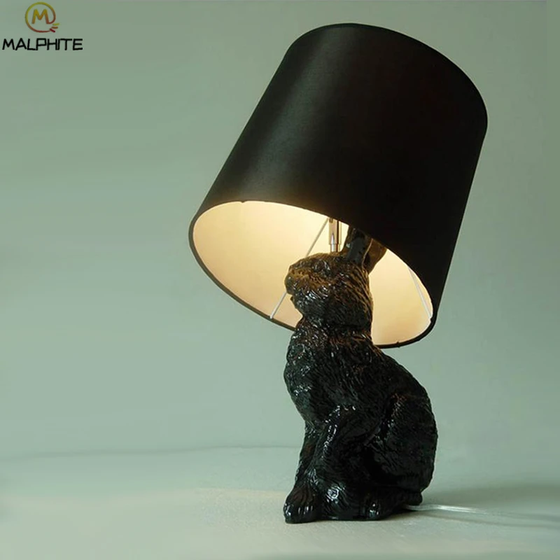 Смолы черный белый кролик современный Led Настольная лампа черный/белый ткань