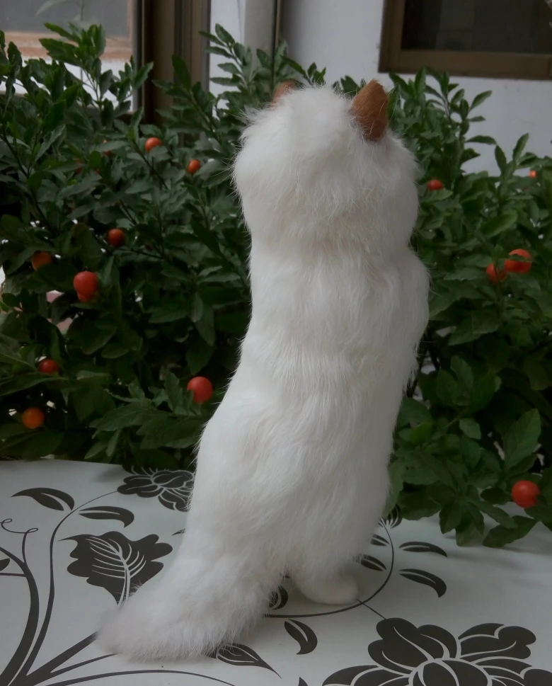 Большая модель кошки из полиэтилена и меха размер около 16*9*27 см фигурки ручной