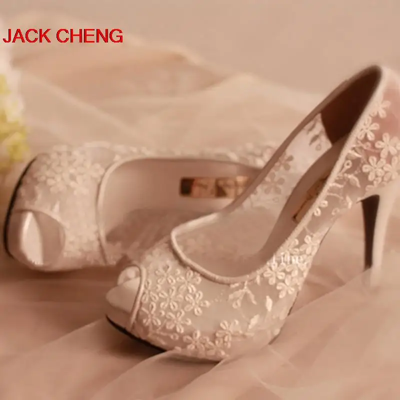 2018 весенние белые кружевные туфли на высоком каблуке с открытым носком свадебные