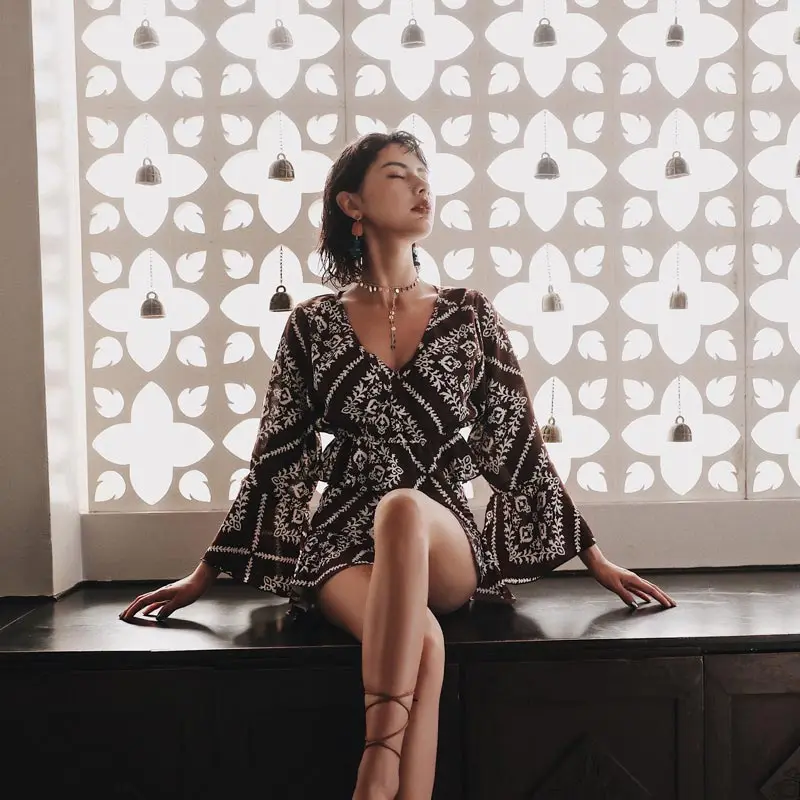 Комплект Танкини с эффектом пуш-ап 2019 женский купальный костюм из трех предметов