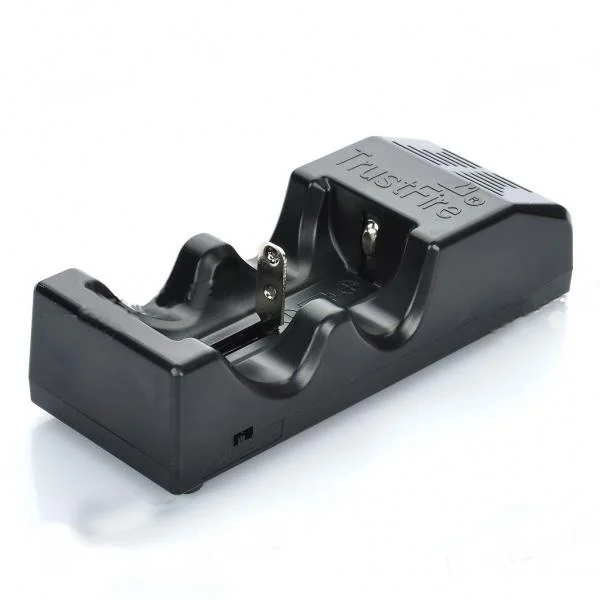 TrustFire зарядное устройство для литий-ионных батарей TR005 16340 18650 25500 26650 LB0441 |