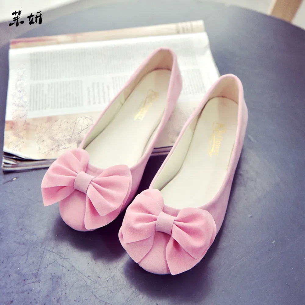 

Туфли женские на плоской подошве, модные лоферы, обувь в горошек, весна