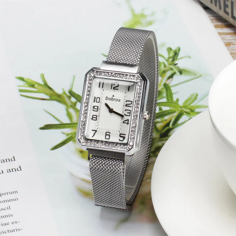 Hot Selling Women Watches Square Dial Ladies Quartz Wristwatch Movement Rhinestone Magnetic Buckle Strap Clock Zegarki Damski50
