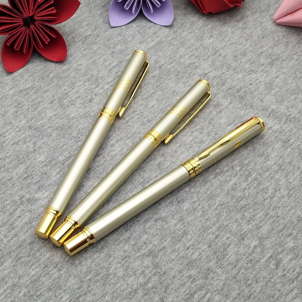 

New fashion gold GEL pen with cute gift Pouch good writing gel pen best birthday gift for girlfriend