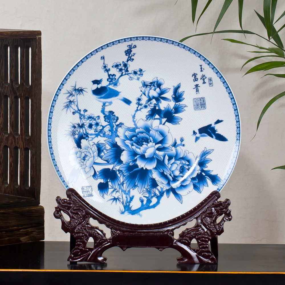 Керамическая Сине белая пластина для богатства Jingdezhen фотография гостиной