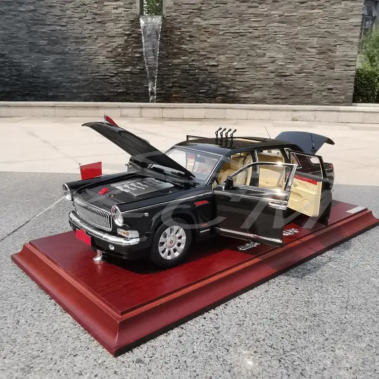 DiecastCar модель 1:24 Hongqi 70 лет юбилей парад автомобиль(черный)+ маленький подарок
