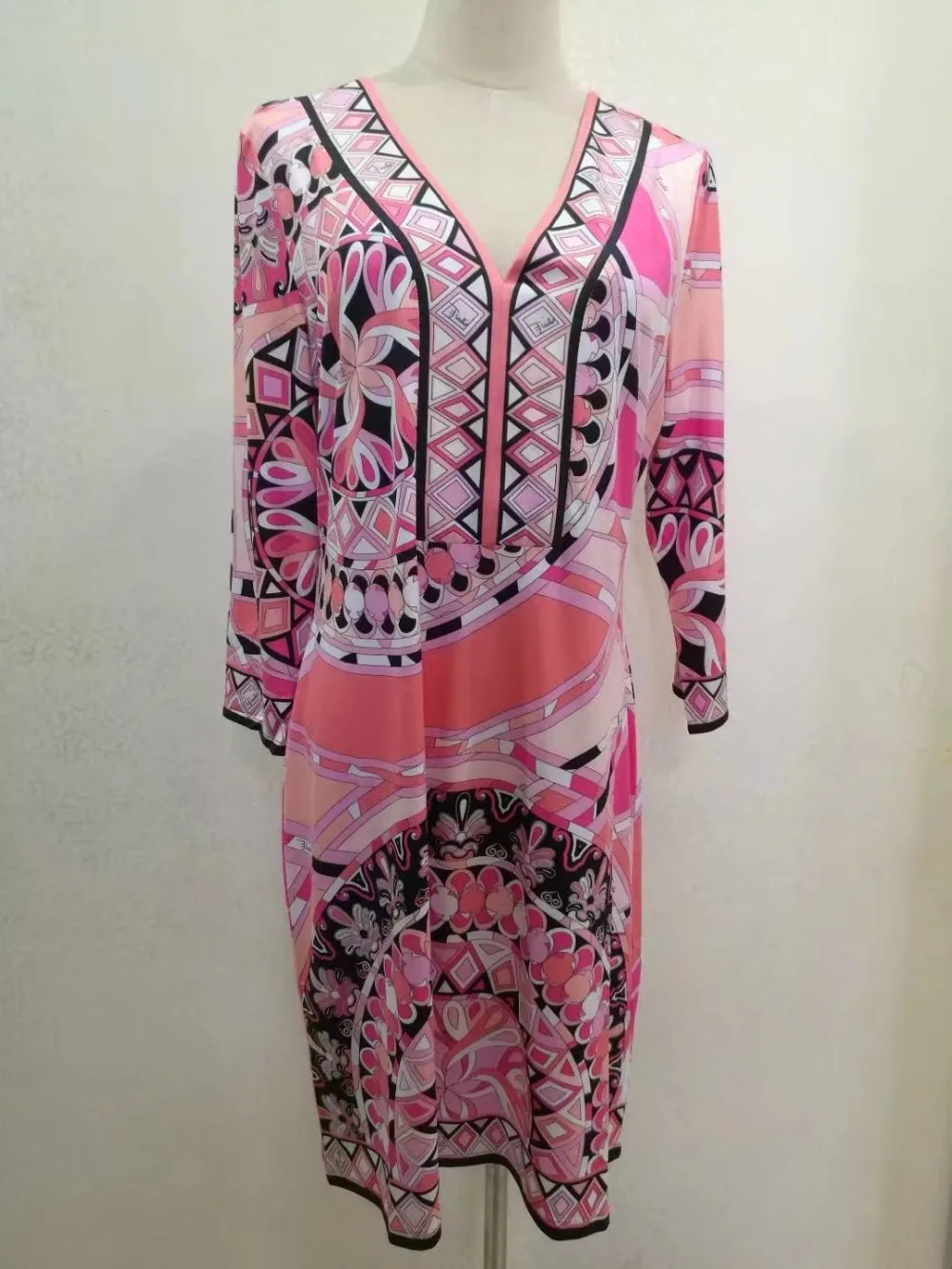 Осень 2016 женское платье с геометрическим принтом рукавом 3/4 длиной до колена