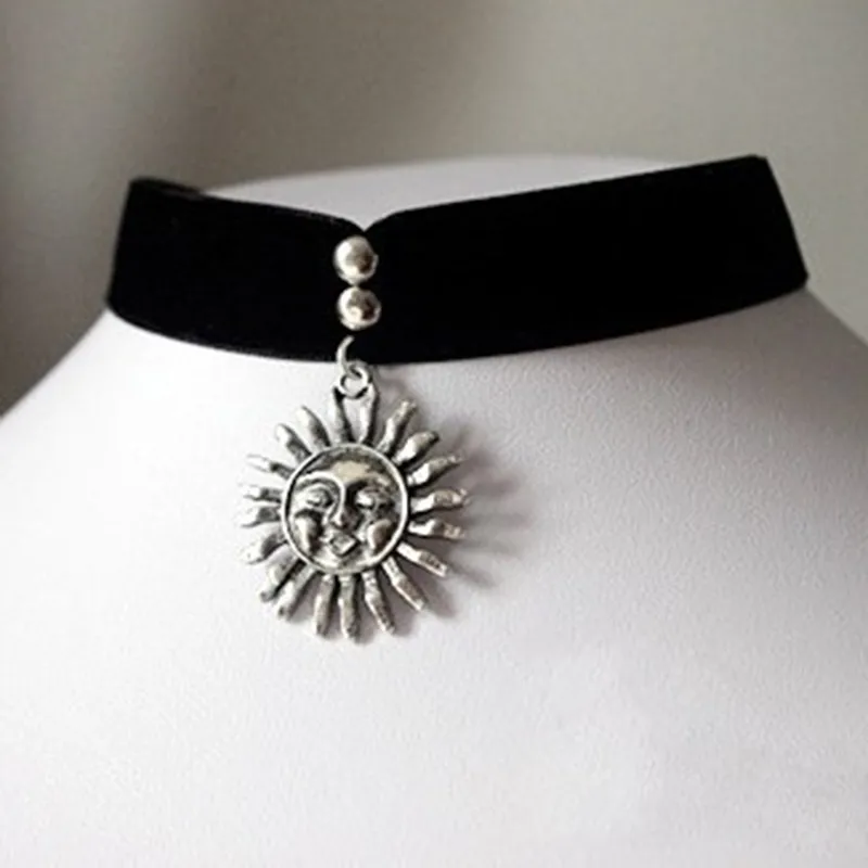 silver Meetcute, фильм Матильда, готический панк стиль, солнце и луна, подвеска, черная бархатная лента, колье, ожерелье для женщин, металлический сплав, тату, подарок - Окраска металла: silver
