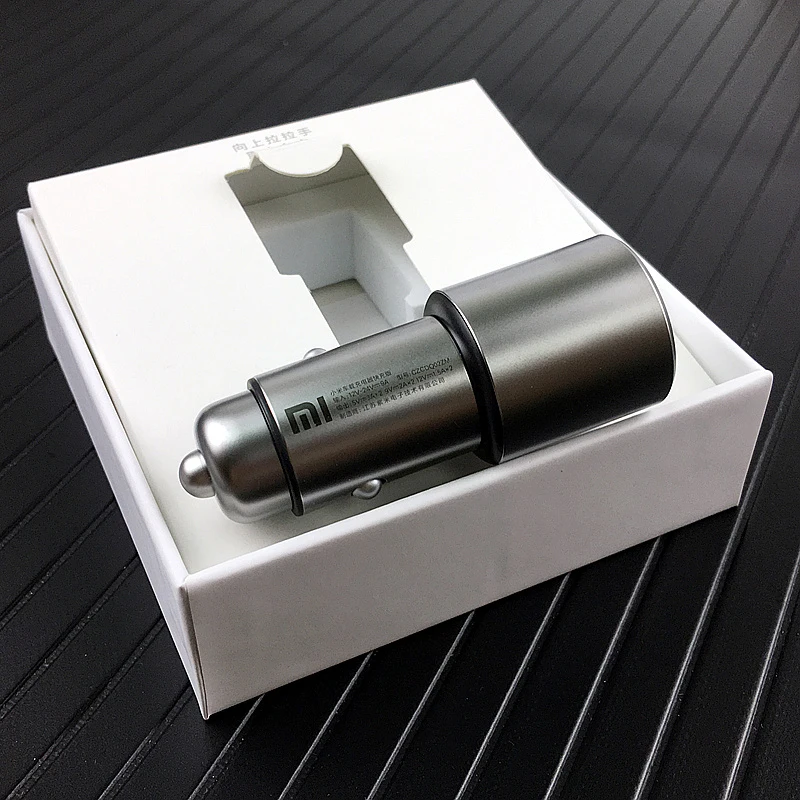 Xiao mi autolader Originele Xiao mi autolader qc 3,0 DUAL usb Snel OPLADEN Max 5 V/3A metalen dual Usb SNEL Opladen