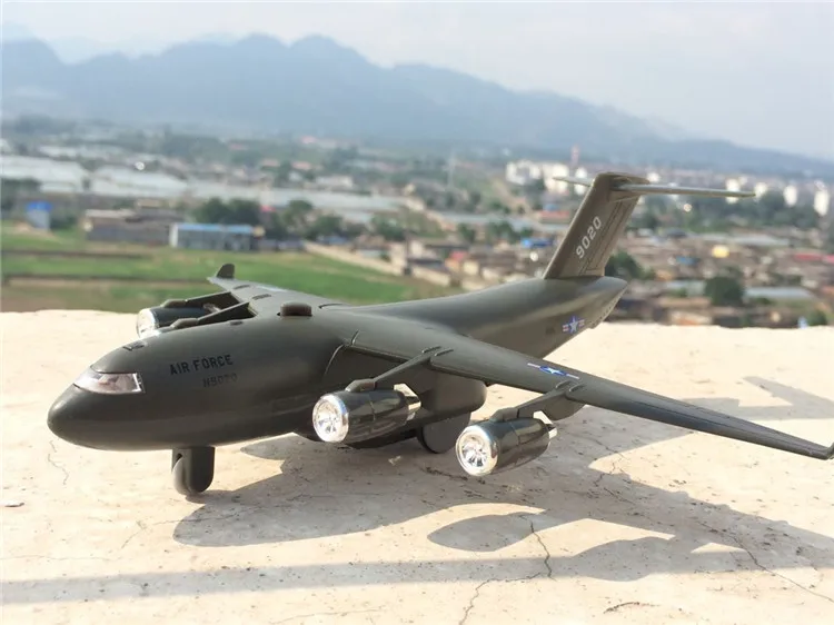1/48 C17 транспортный самолет сплав Diecsts моделирование вытянуть назад светильник самолет со звуком модель для детей подарок игрушка