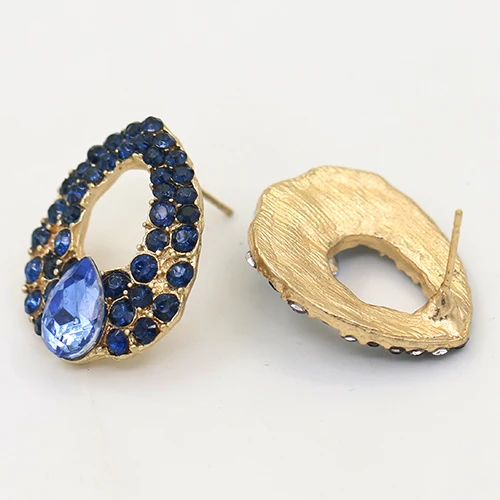 Роскошные темпераментные женские серьги с синими кристаллами гвоздики в форме