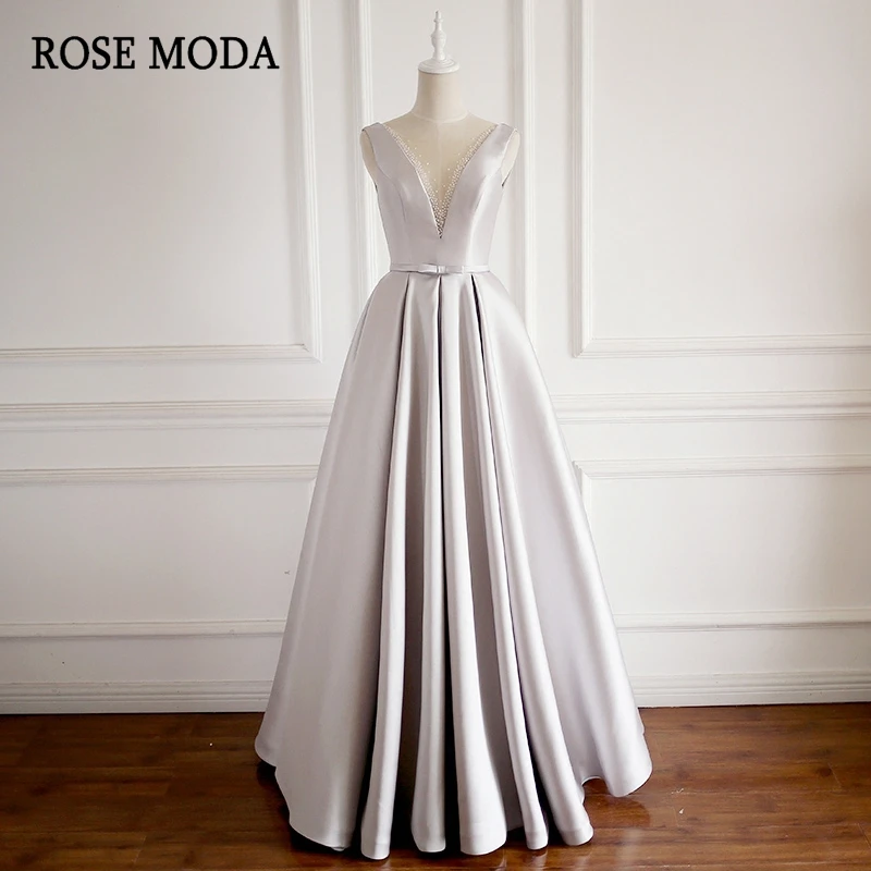 Женское платье с длинным рукавом Rose Moda серебристое светоотражающее треугольным