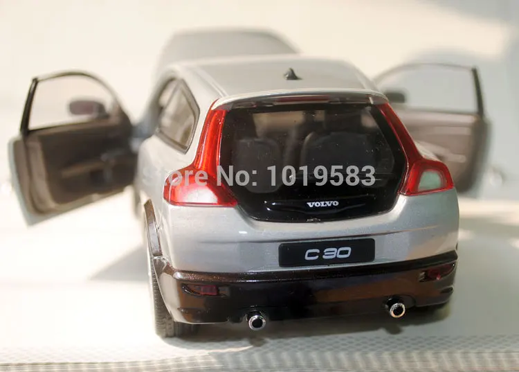WELLY 1/24 масштаб VOLVO C30 литая под давлением металлическая модель автомобиля игрушка для коллекции, подарков, детей, украшения