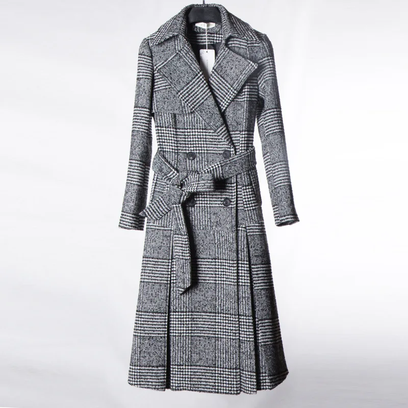 

Women's Plaid Windbreaker in the long section of the new thin waist down autumn and winter wear double-breasted woolen coat coat