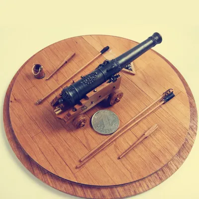 

1:24 Cast Artillery Scene Model Suite Artillery model decoration, high simulation