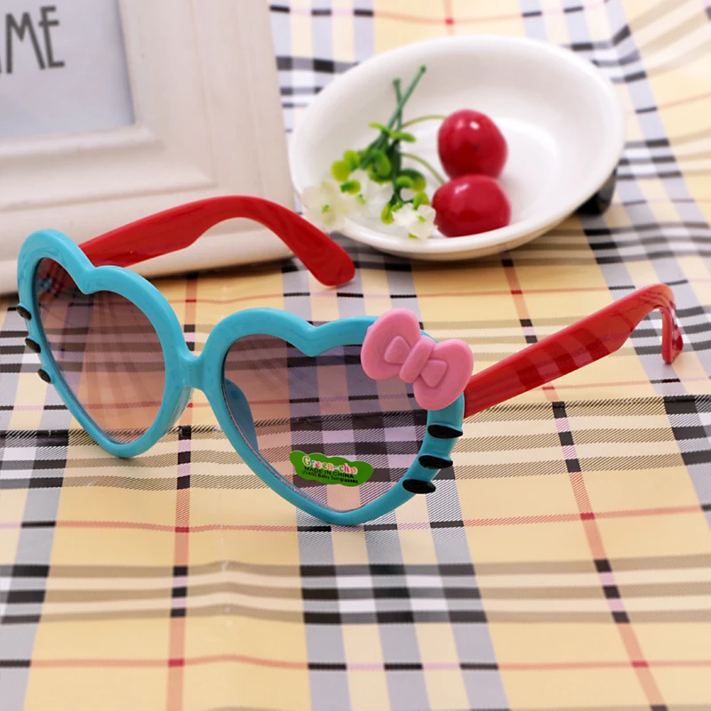 Очень милые детские солнечные очки с бантом солнцезащитные в форме сердца для девочек Gafas Ninas Oculos De Sol