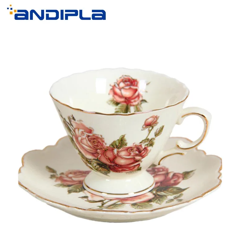 Элегантная розовая фарфоровая кофейная чашка 200 мл с золотыми краями набор