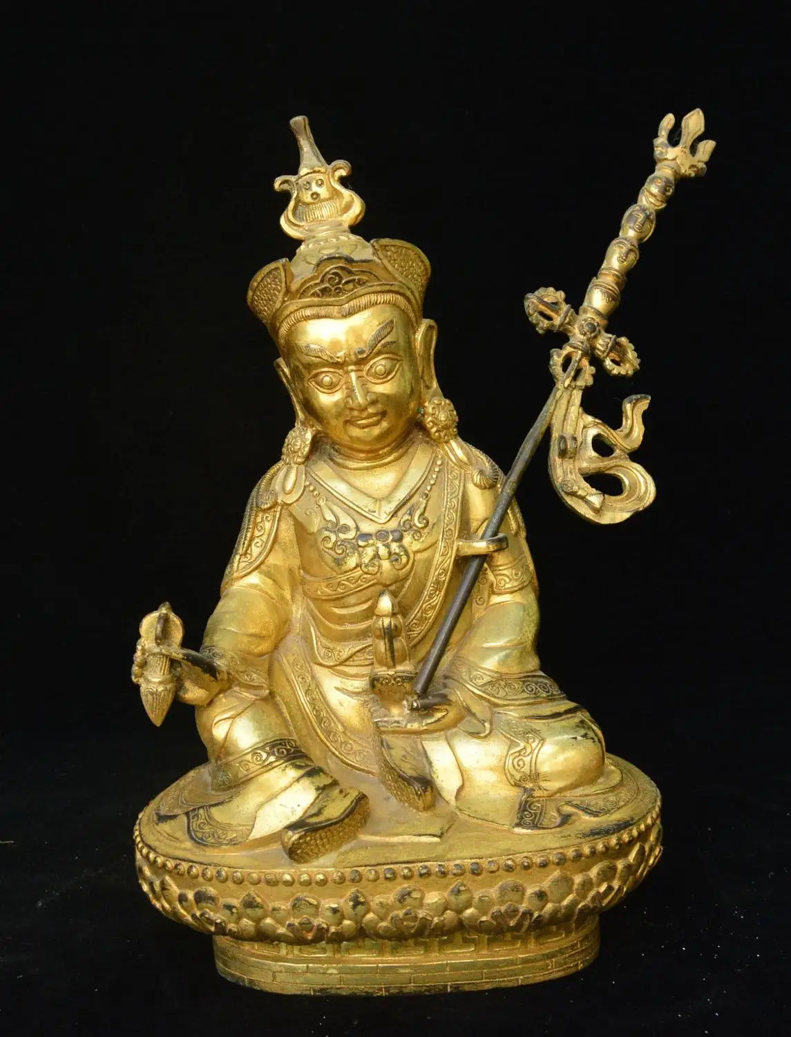 

Wuzhongna Country Bronze Gilt Indian Monk Padmasambhava Goolu Rinpoche Statue