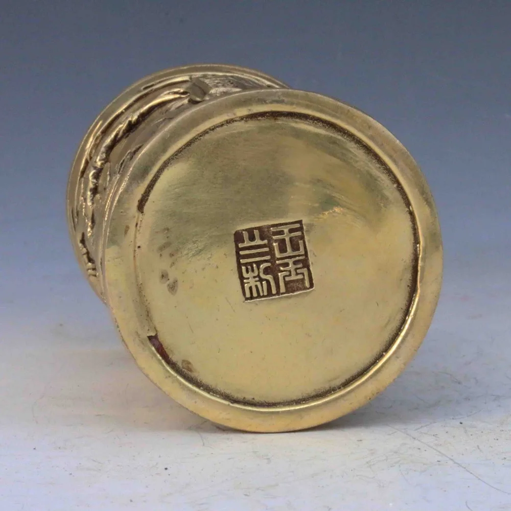

CHINESE ANTIQUE HANDWORK CARVED OLD MAN& PINE TREE BRASS BRUSH POT