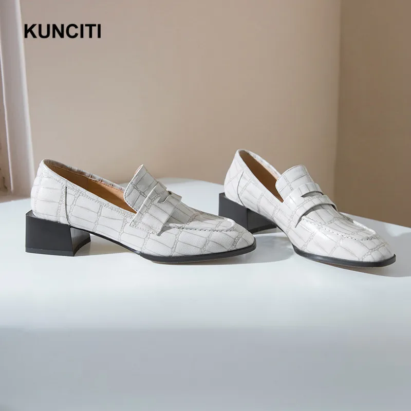 KUNCITI/; Туфли-лодочки; женская обувь; женские офисные туфли из тисненой кожи; Туфли Mary Jane с квадратным носком; официальная обувь в европейском стиле; Lotita; G941