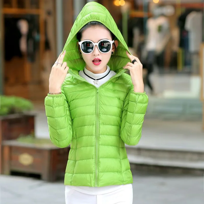 Женская куртка на белом утином пуху теплая Ультралегкая с защитой от ветра Осень