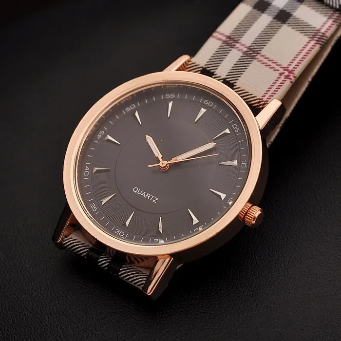 Relojes Mujer Новый бренд Для женщин Женева Часы мода плед кожи часы кварцевые женские