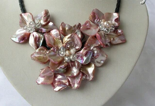 classic baroque freshwater cultured pearl shell flower leather necklace h965 Factory Wholesale price Women Gift word Jewelry | Украшения и