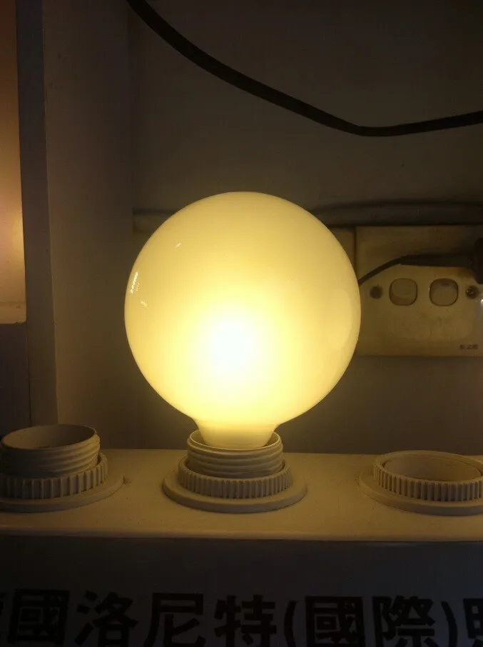 

Pack Of 10 Bright Vintage 6W Milk Ball Glass Edison Bulb E27 LED bulbs G95 E27 Screw Corn Warm White AC110V-220V 240V