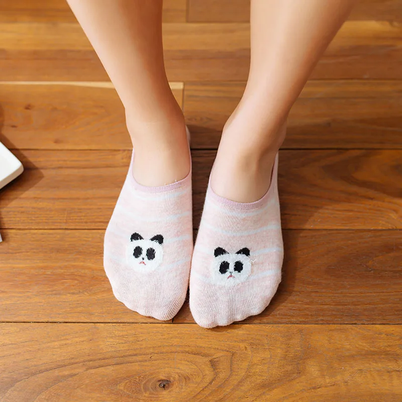 

[WPLOIKJD]5 Pairs Japan Harajuku Creative Cat/Panda Pattern Stealth Socks Cute Animal Funny Socks Women Sokken Calcetines Mujer