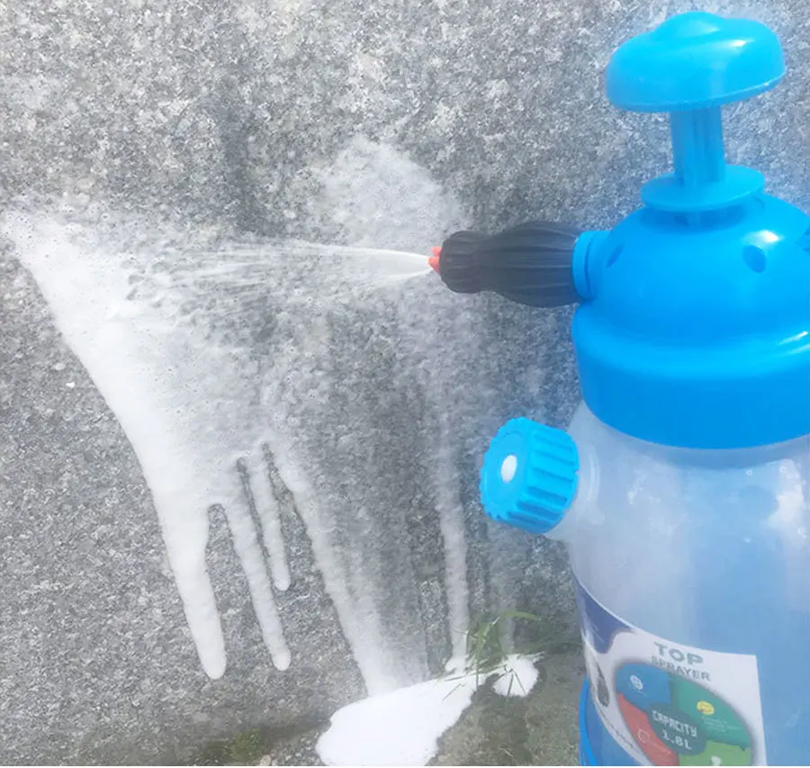 Portable Hand Pressure Foam Sprayer Water Spray Bottle Gardening Watering Can for Car Wash Window Foam Nozzle Cleaning Tools