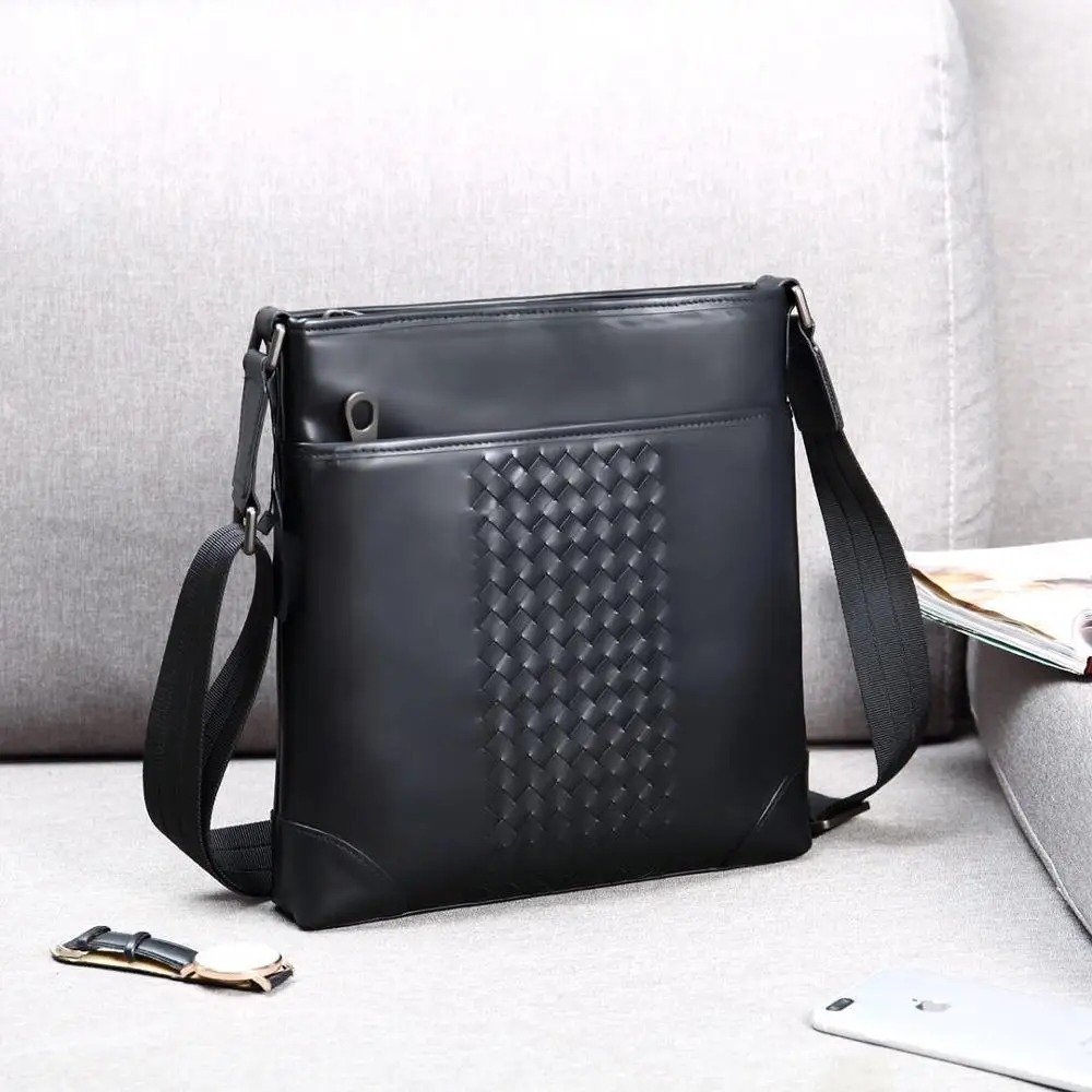 

Men's fashionable leather knitted bag in 2019Flat woven bag