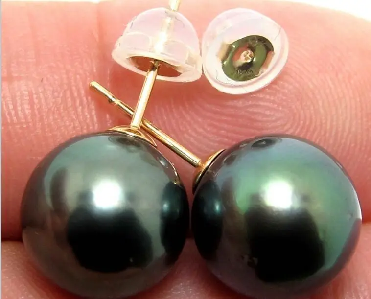

a pair of round 9-10mm tahitian peacock green pearl earrings 18