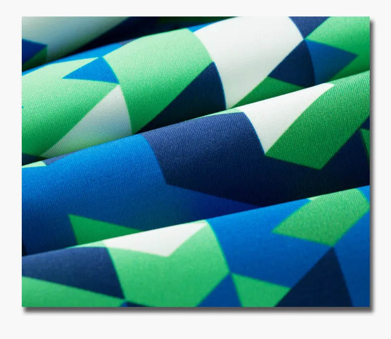 

Outdoor Men's Winter Ski Suit Warm Windproof Breathable Waterproof Ski Suits Camouflage Men's Ski Jacket+Ski Pants Size S-XXL