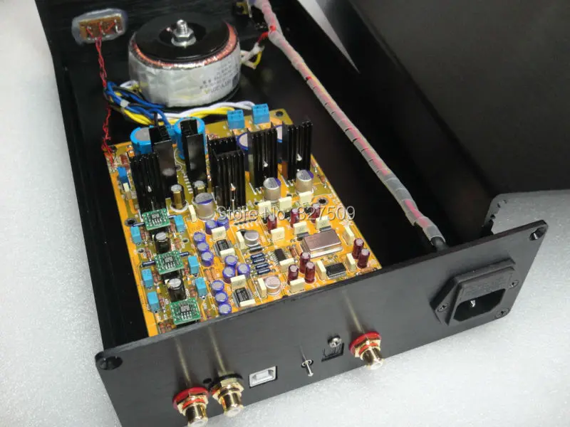 Закончил двойной PCM1794 DAC-аудиодекодер звуковая карта 24bit 192 кГц Поддержка USB XMOS U8 |