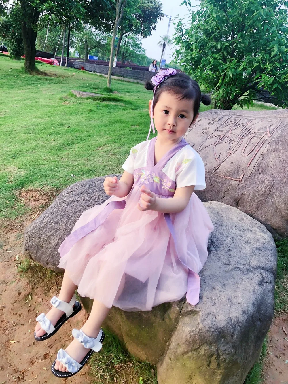 

Chinese style princess dress 2