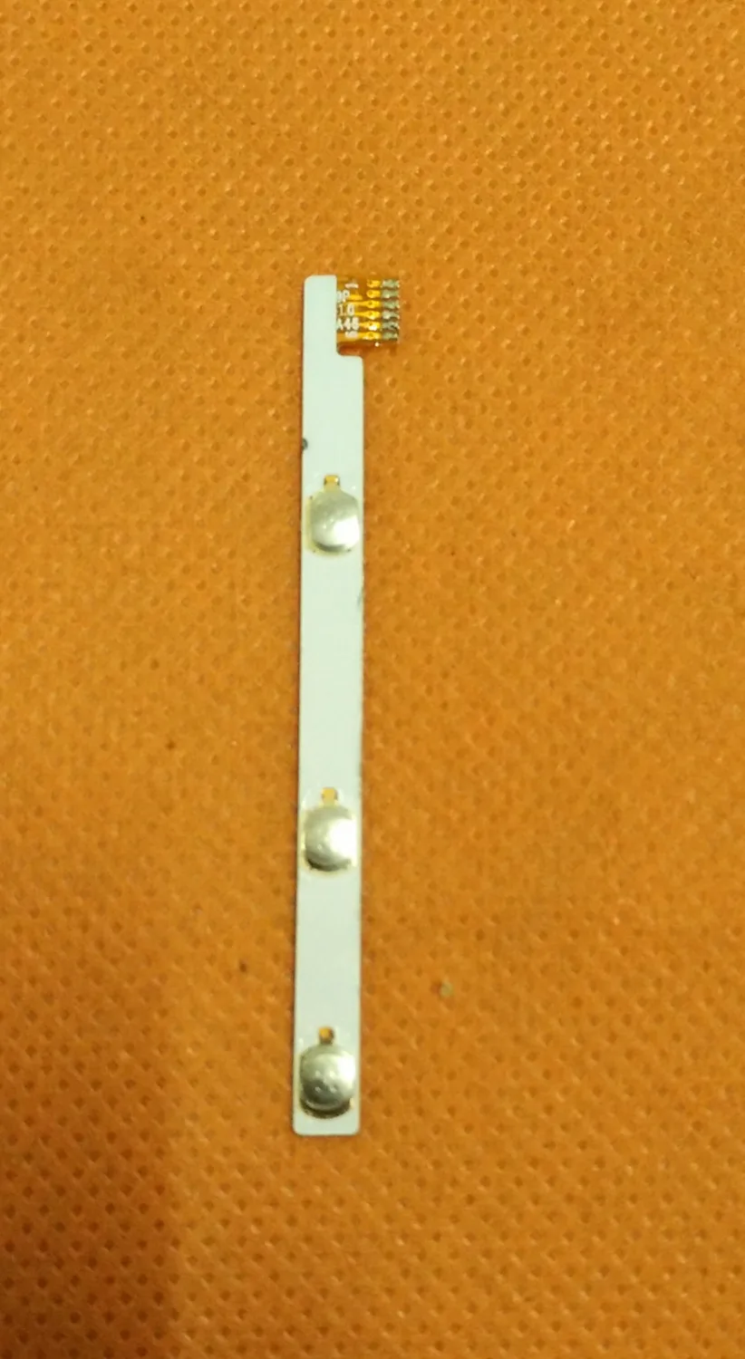 Используется оригинальная кнопка включения и выключения питания гибкий кабель