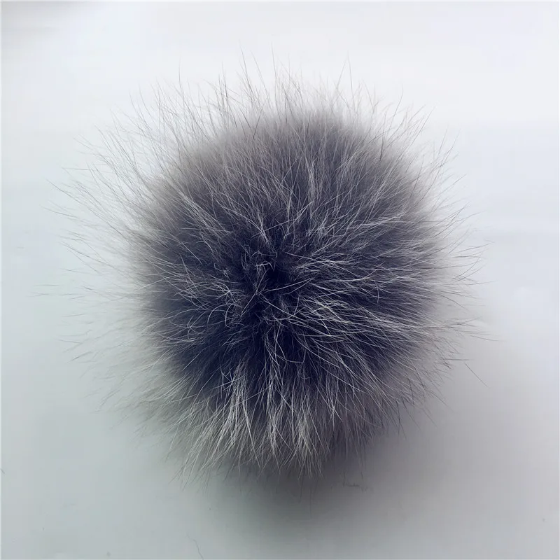 11pcs Promotion! 100% Real Raccoon Fur Pompoms luxurious fur balls Genuine Fur Pom Pom for Bag Hats Cap S Attached the Hasp