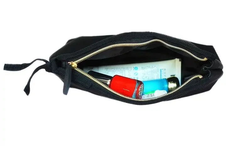 Женский роскошный косметический чехол от известного бренда косметичка