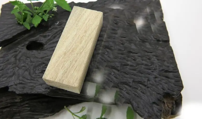 2 piece Ручка ножа чистый натуральный ладан аромат деревянный блок Cinnamomum camphora(L.) Presl 8x3x2 см размер на заказ 2 шт - Цвет: 2 piece